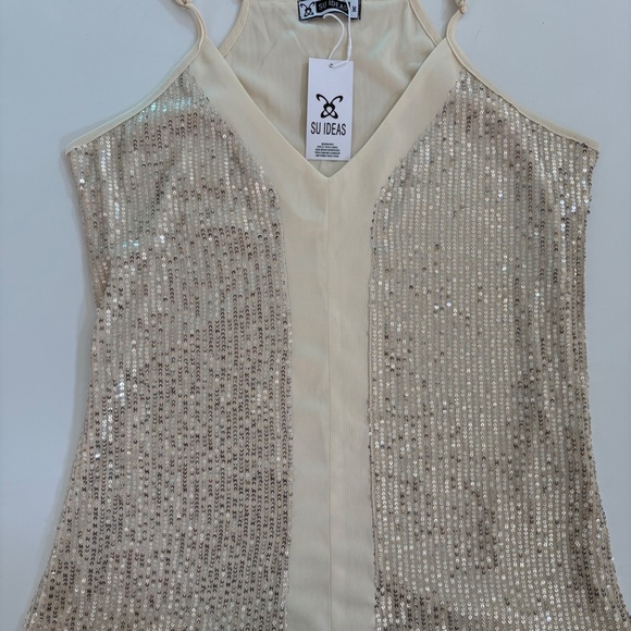 Top - Picture 2 of 2